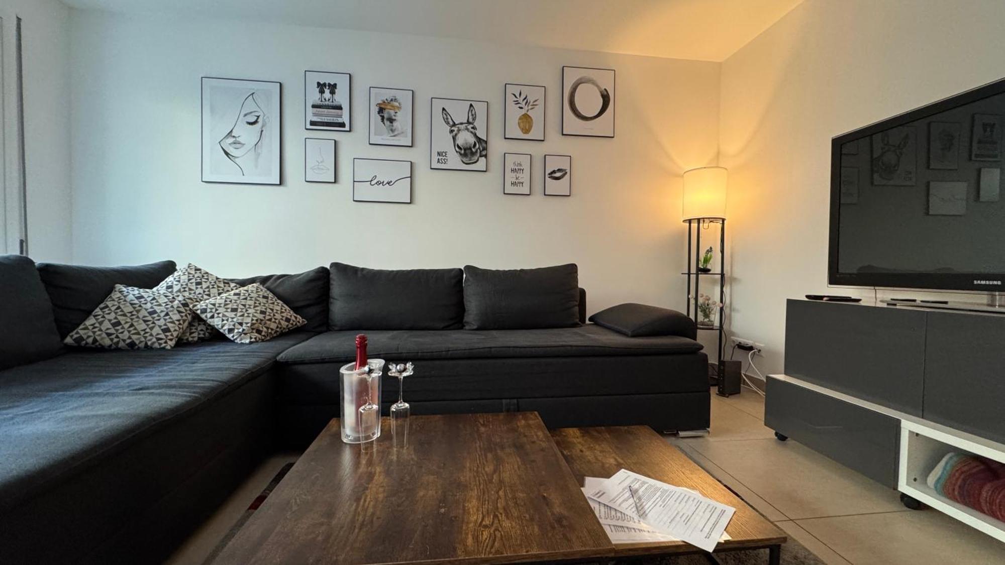Sonnige Wohnung Im Zentrum Mit Terrasse U Tiefgarage - Netflix & Prime Leipzig Exterior foto