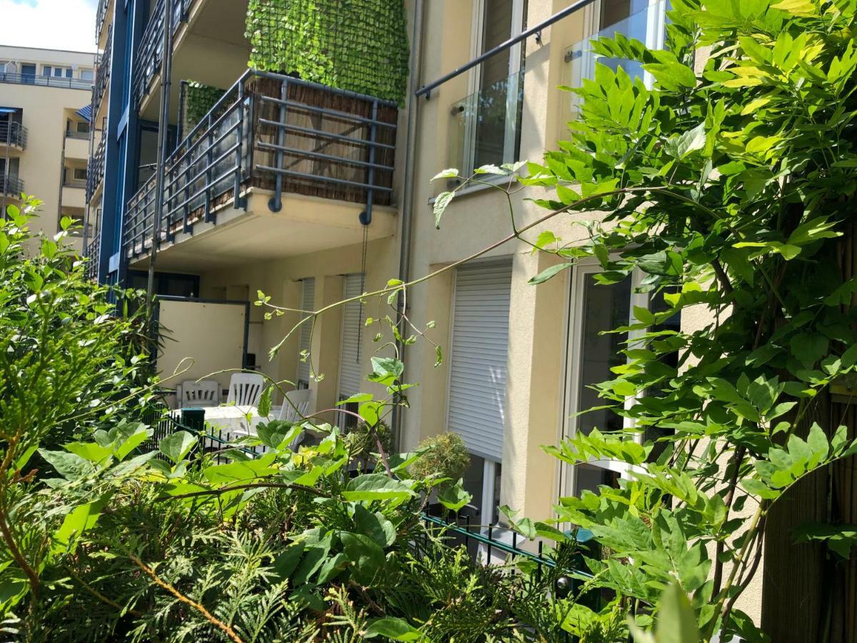 Sonnige Wohnung Im Zentrum Mit Terrasse U Tiefgarage - Netflix & Prime Leipzig Exterior foto